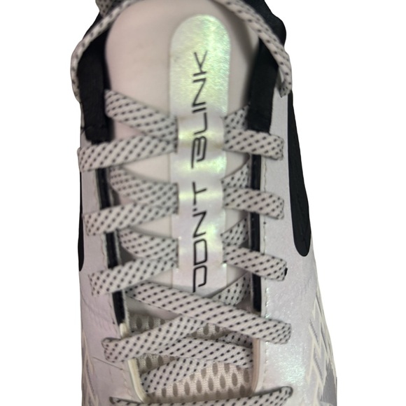 Under Armour Blur Lux MC Cleats White Black Men’s 3023956-102 Size 10.5 main image 10
